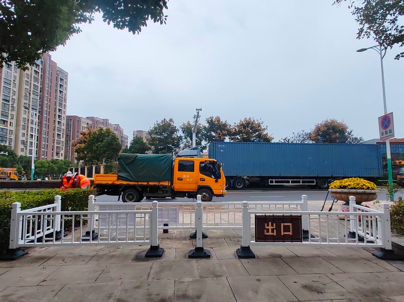 220d88e3f003b36227110e719a651eaf(1)