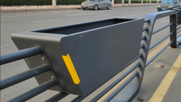 不锈钢花箱与铝合金花箱，谁更胜一筹？